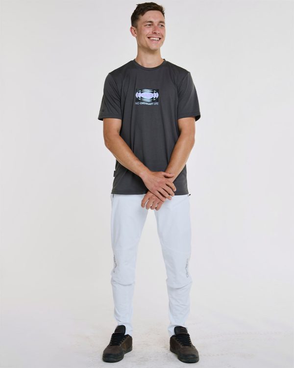 Mens Short Sleeve Tech Tee | Charcoal Verkauf – Bild 5