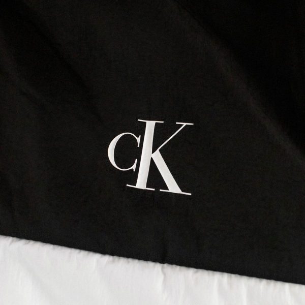 Calvin Klein Padded Harrington Jacke J30J325592-YAF - weiss-schwarz Schn?ppchen – Bild 5